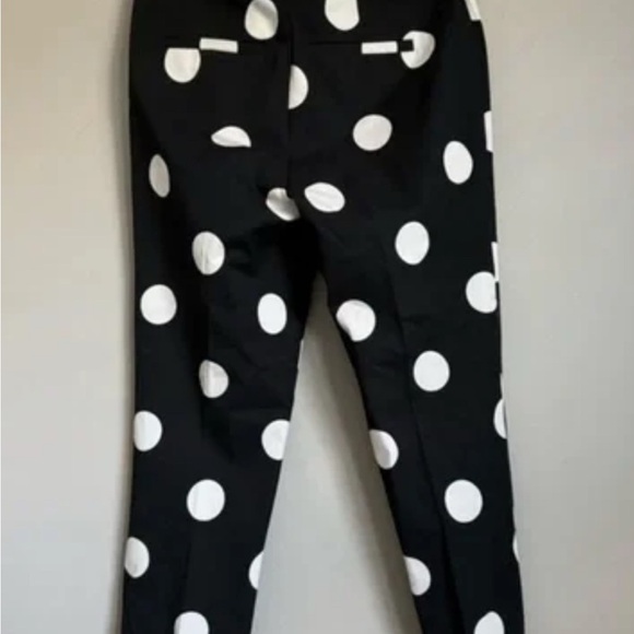 NWT ANTHROPOLOGIE Essential Skinny Kick Flare Pants - size 0 (NWT) - Picture 2 of 3